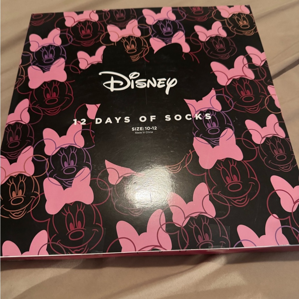 Minnie Mouse socks